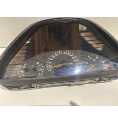 CUADRO DE RELOJES MERCEDES E 220 CDI