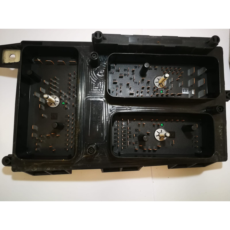 CAJA DE FUSIBLES OPEL ASTRA